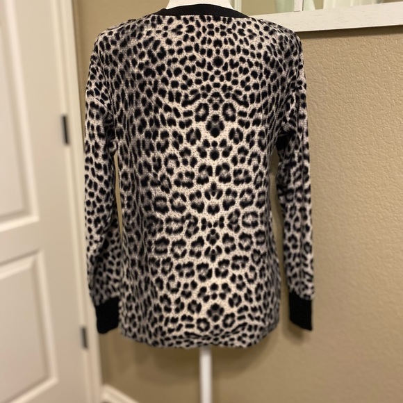 Betsey Johnson Leopard Print Fleece Top Size S - Picture 3 of 14